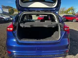 2015 Ford Focus thumbnail 9