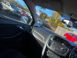 2015 Ford Focus thumbnail 20