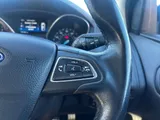 2015 Ford Focus thumbnail 24