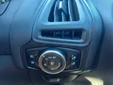 2015 Ford Focus thumbnail 26