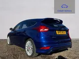 2015 Ford Focus thumbnail 5