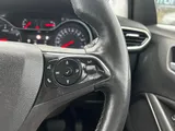 2021 Vauxhall Crossland thumbnail 25