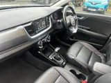 2020 KIA Stonic thumbnail 16