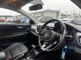 2020 KIA Stonic thumbnail 18