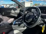 2017 Peugeot 3008 thumbnail 9