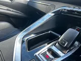 2017 Peugeot 3008 thumbnail 19