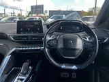 2017 Peugeot 3008 thumbnail 21