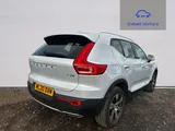 2020 Volvo XC40 thumbnail 3