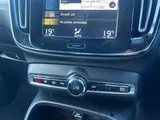 2020 Volvo XC40 thumbnail 17