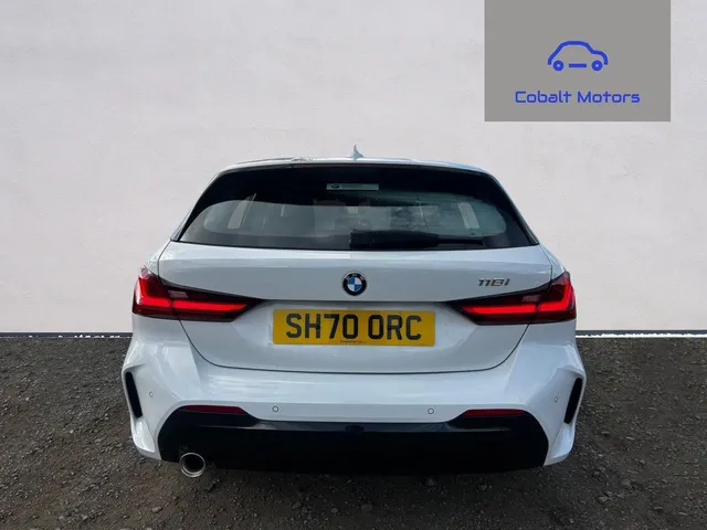 2020 BMW 1 Series — photo 4