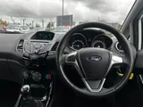 2015 Ford Fiesta thumbnail 13