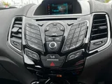 2015 Ford Fiesta thumbnail 17