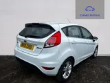 2015 Ford Fiesta thumbnail 3