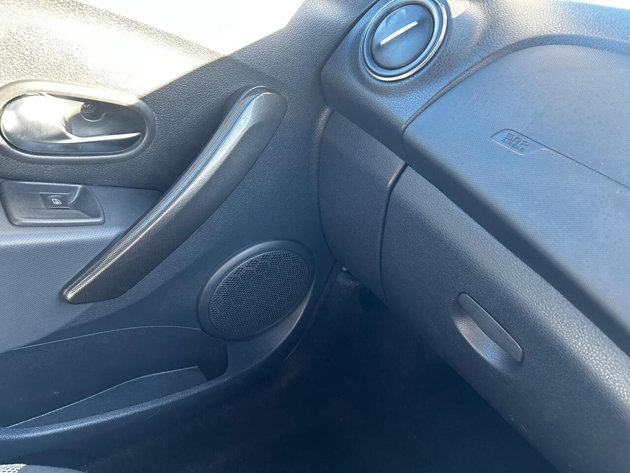 2018 Dacia Sandero thumbnail 13