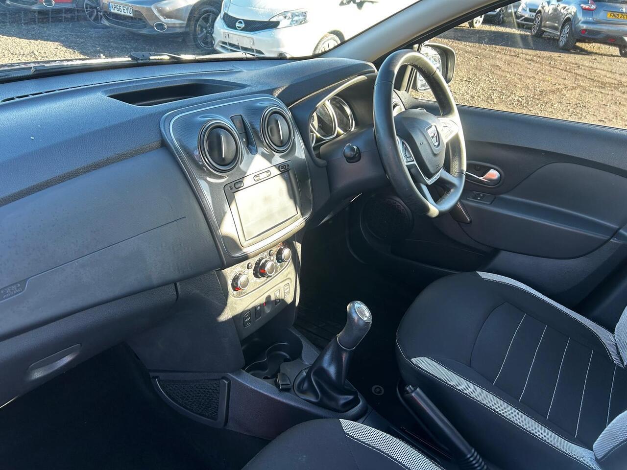 2018 Dacia Sandero thumbnail 20