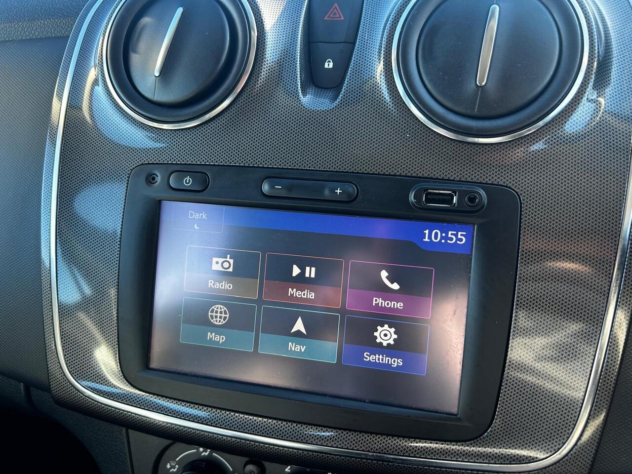 2018 Dacia Sandero thumbnail 22