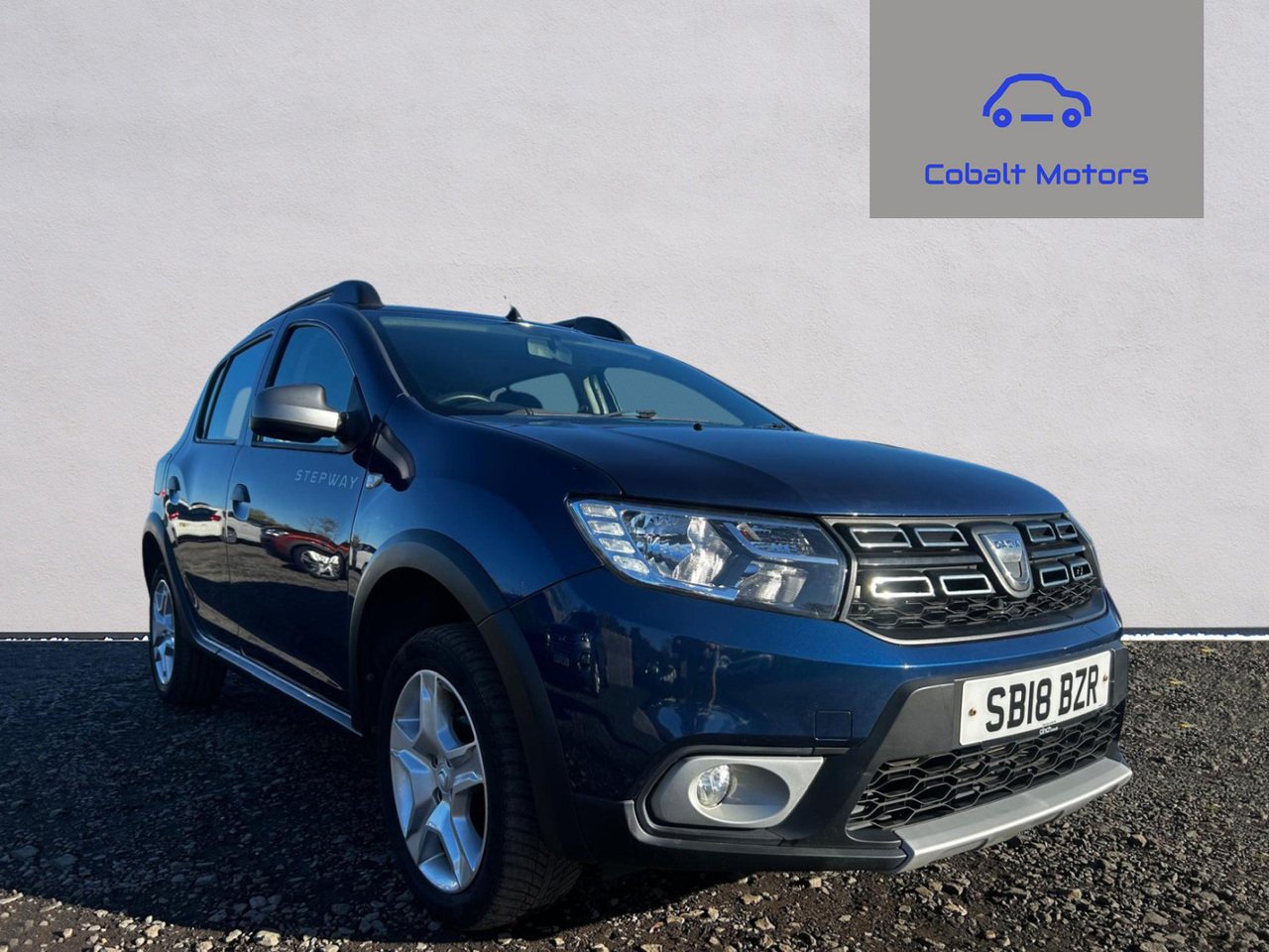 2018 Dacia Sandero thumbnail 1