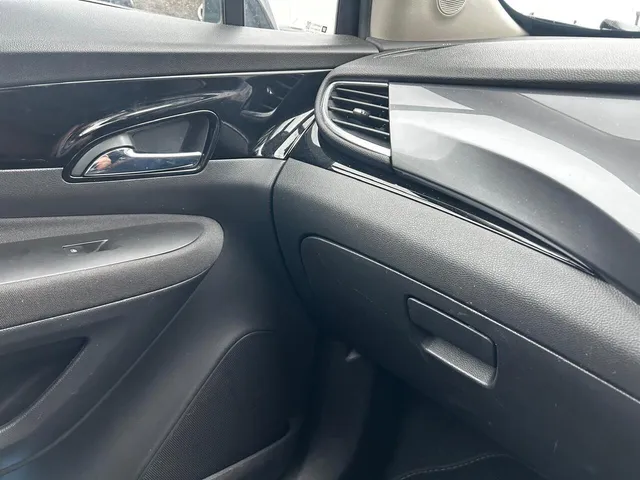 2019 Vauxhall Mokka X — photo 4