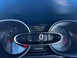 2017 Renault Clio thumbnail 28