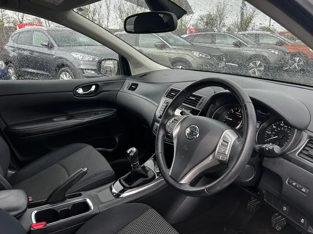 2015 Nissan Pulsar — photo 4