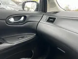 2015 Nissan Pulsar thumbnail 10