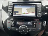 2015 Nissan Pulsar thumbnail 11