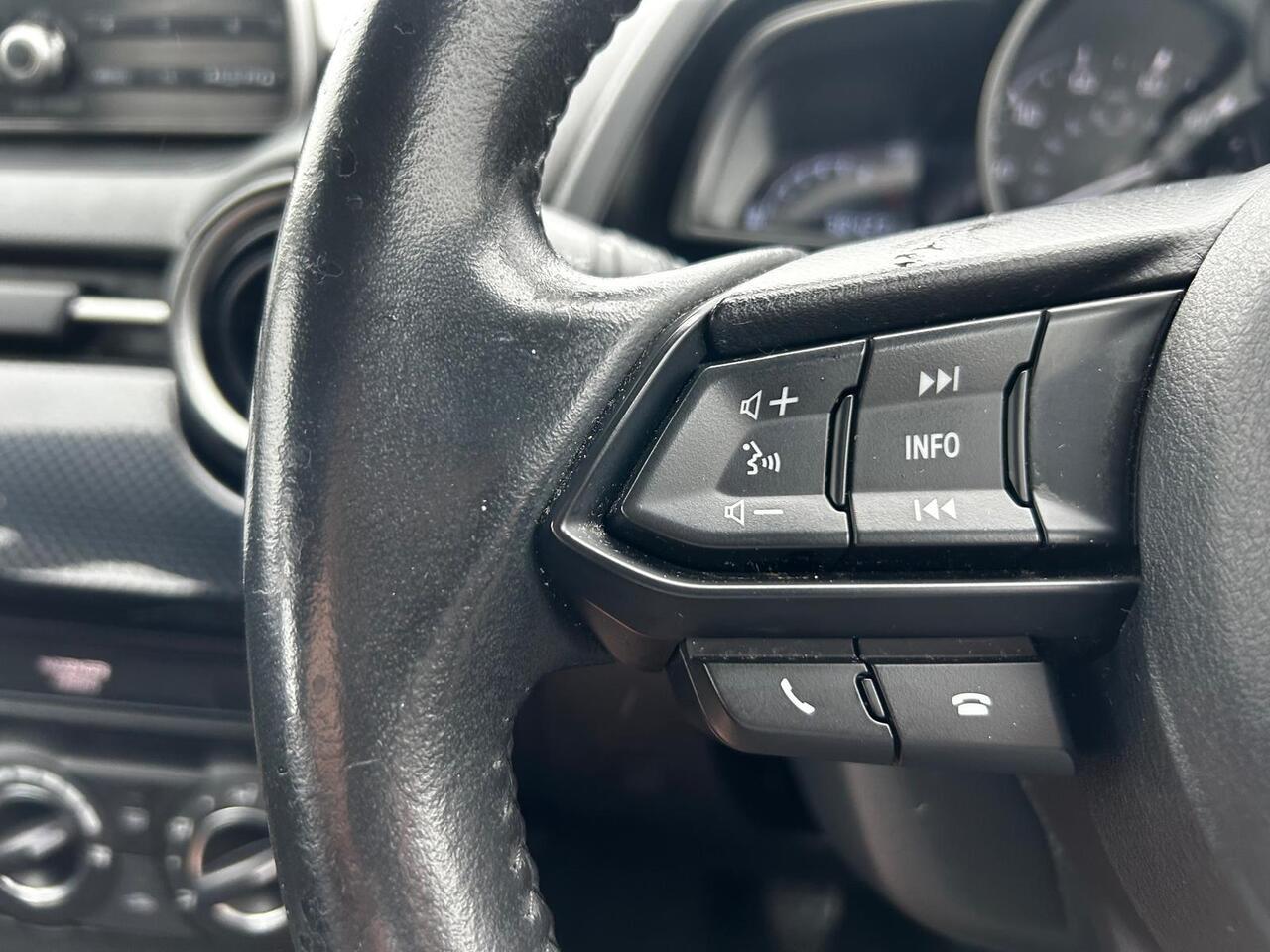 2018 Mazda Mazda2 thumbnail 14