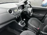 2018 Hyundai i10 thumbnail 1