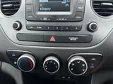 2018 Hyundai i10 thumbnail 16