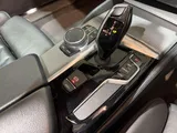 2018 BMW 5 Series thumbnail 37