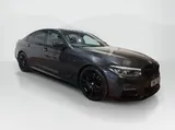 2018 BMW 5 Series thumbnail 1