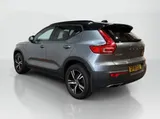 2019 Volvo XC40 thumbnail 3