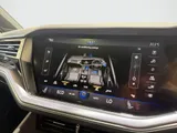 2021 Volkswagen Touareg thumbnail 45
