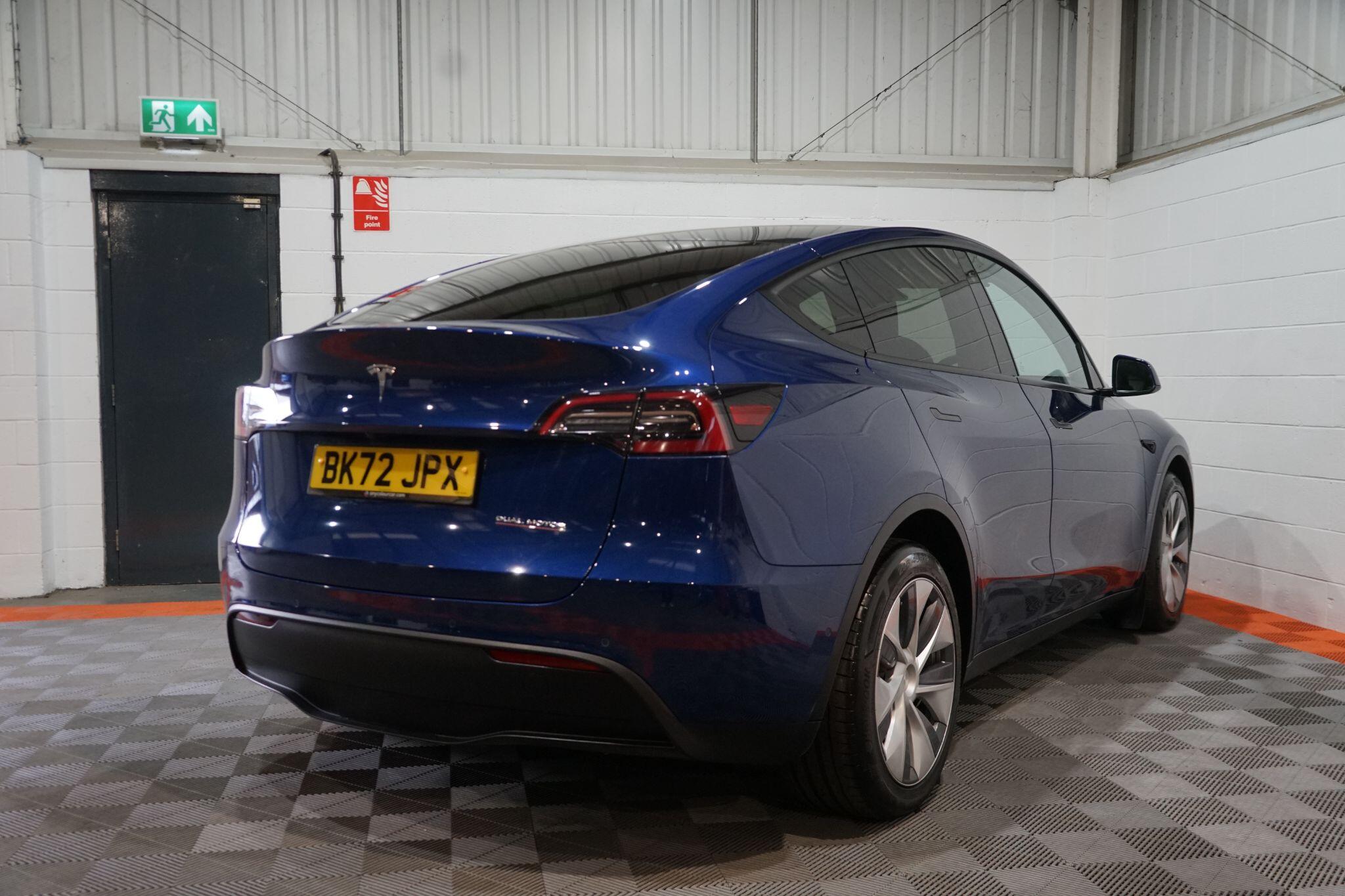 2022 Tesla Model Y thumbnail 31