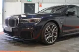 2021 BMW 7 Series thumbnail 14