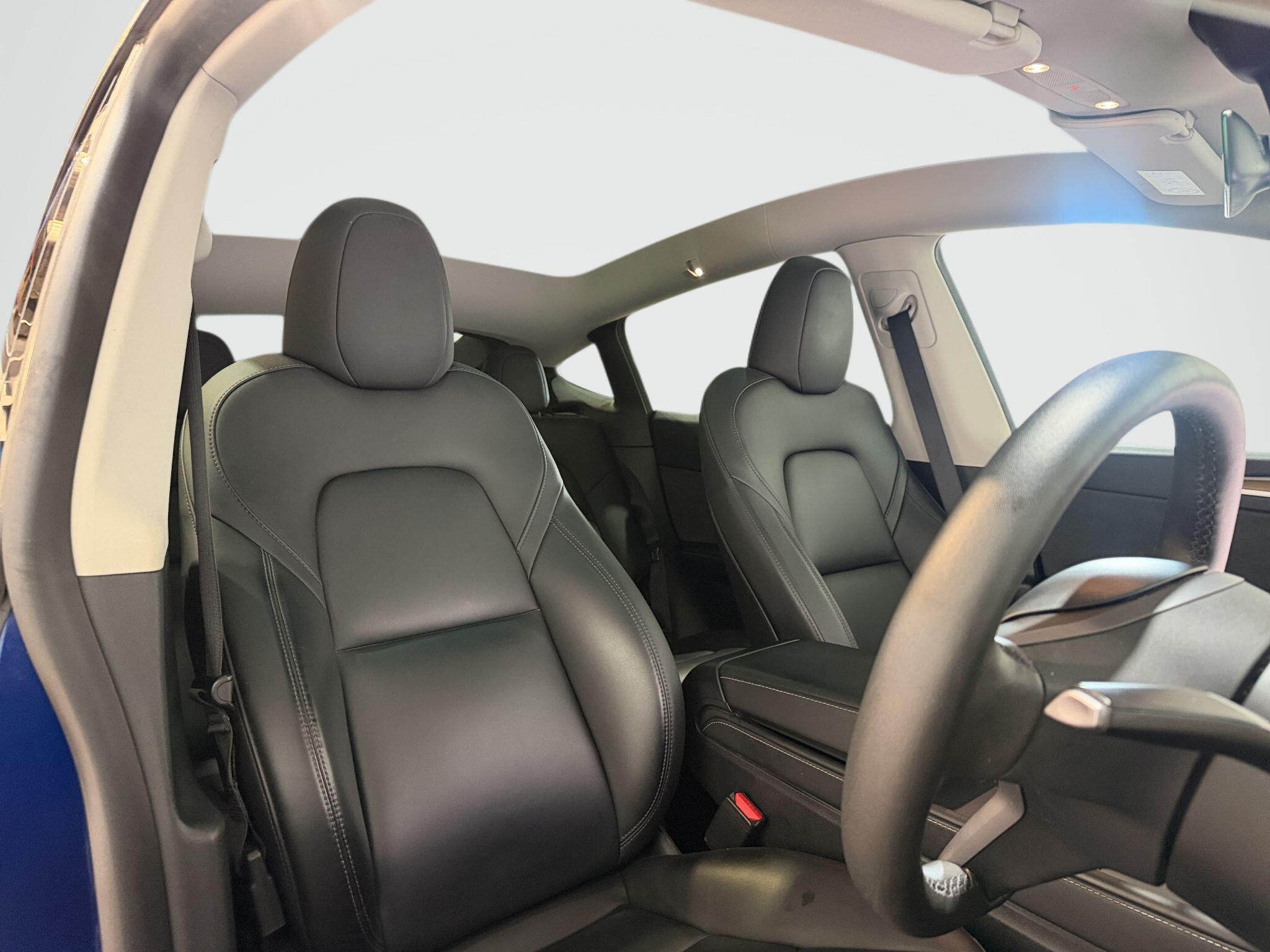 2022 Tesla Model Y thumbnail 5