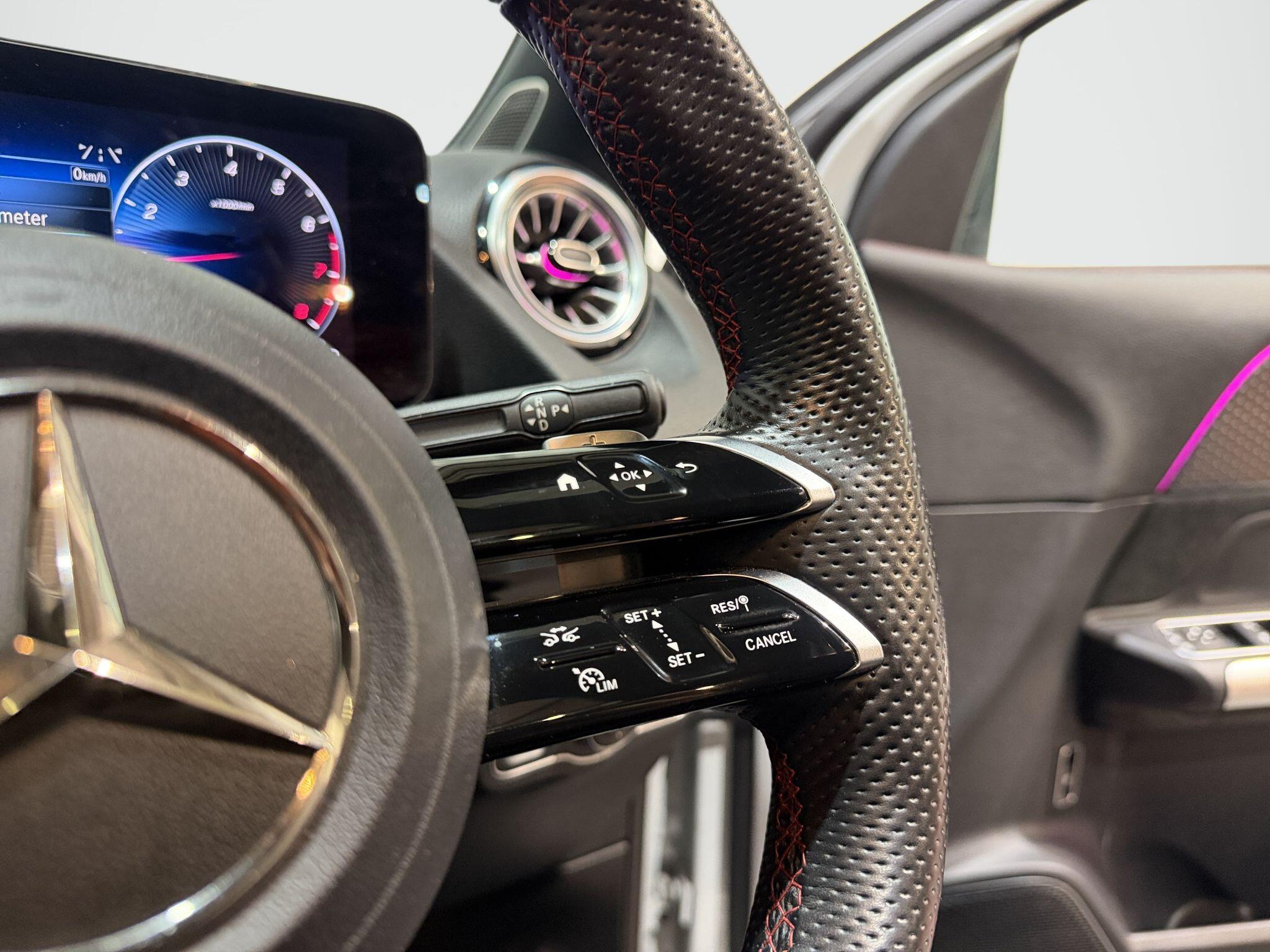 2023 Mercedes-Benz GLA thumbnail 36