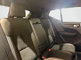 2019 Volvo XC40 thumbnail 16