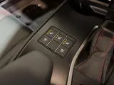 2024 Lexus UX thumbnail 32
