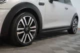 2022 Mini Hatch thumbnail 39
