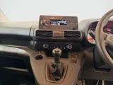 2019 Vauxhall Combo thumbnail 31