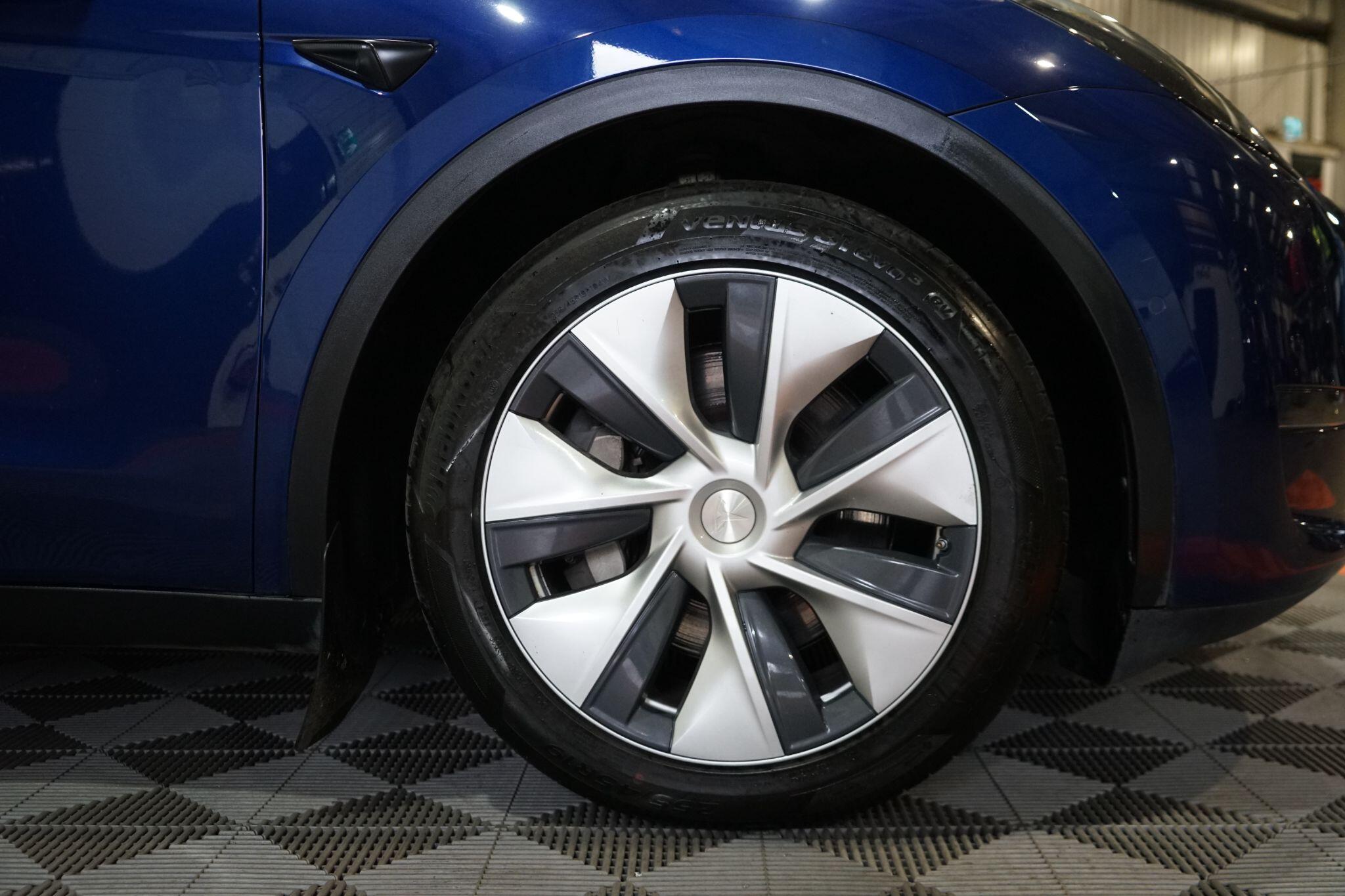 2022 Tesla Model Y thumbnail 44