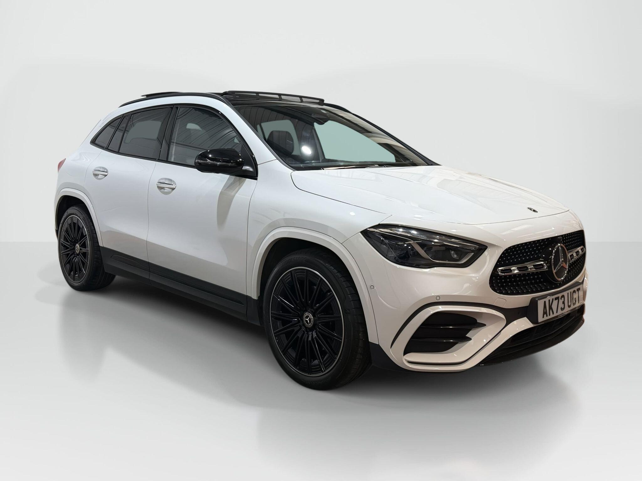 2023 Mercedes-Benz GLA thumbnail 1