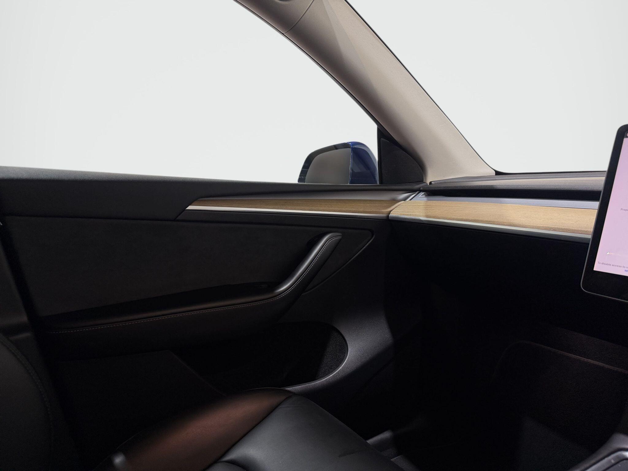2022 Tesla Model Y thumbnail 73