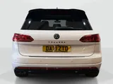 2021 Volkswagen Touareg thumbnail 17