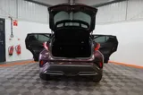 2022 Toyota C-HR thumbnail 15