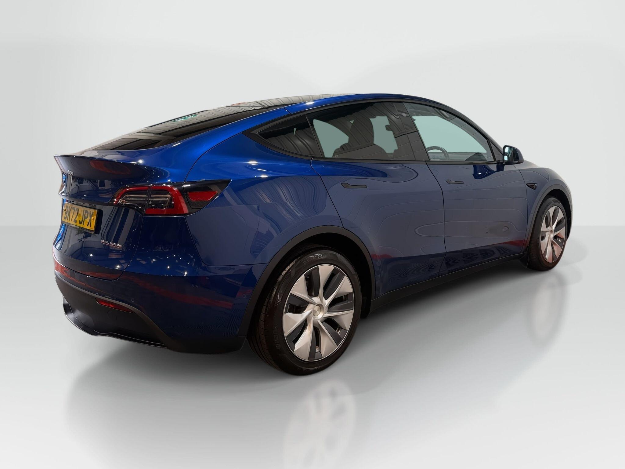 2022 Tesla Model Y thumbnail 32