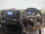 2025 Vauxhall Movano thumbnail 67