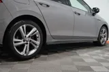 2024 Volkswagen Golf thumbnail 40