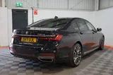 2021 BMW 7 Series thumbnail 21